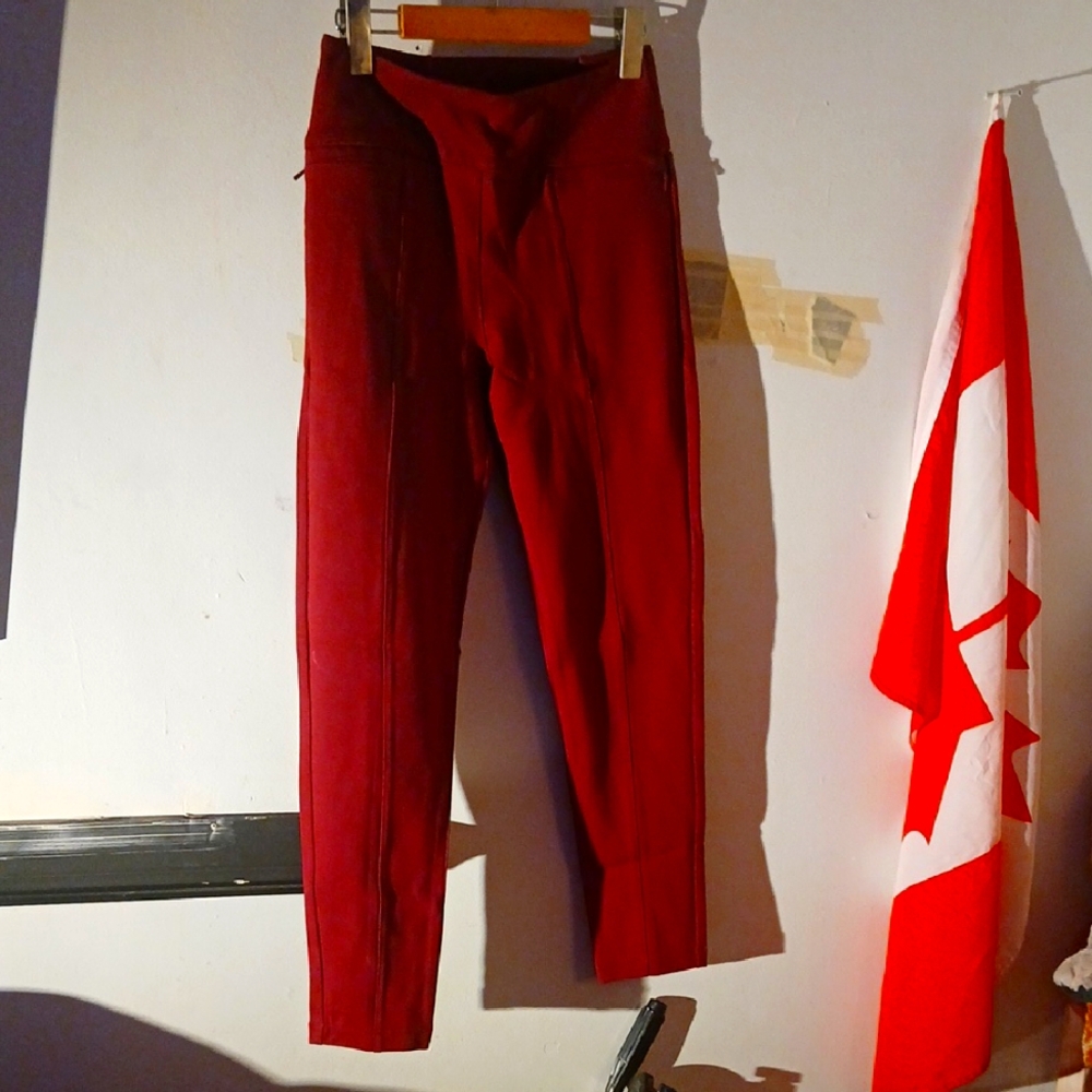 Women's betabrand red pants size small new look no flaws